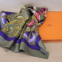 Hermès Seidencarrée