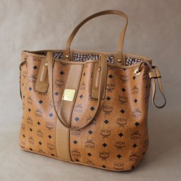 MCM Shopper