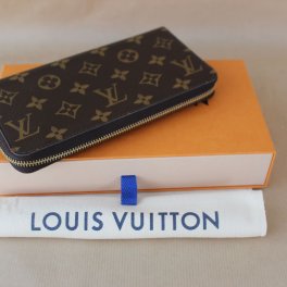 Louis Vuitton Zippy