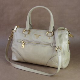 Prada Tasche